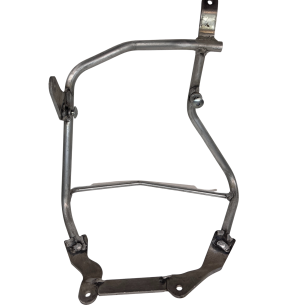 Lewy stelaż mocowanie podnóżka Suzuki