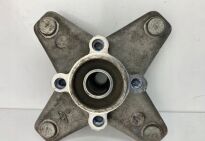 Piasta koła przedniego Yamaha - 2