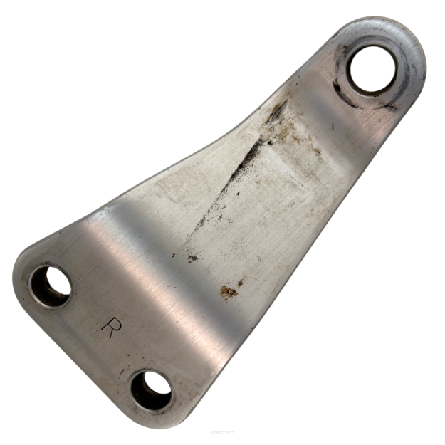 Mocowanie silnika prawe Suzuki