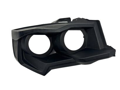 Ramka lampy przedniej prawej Can-Am