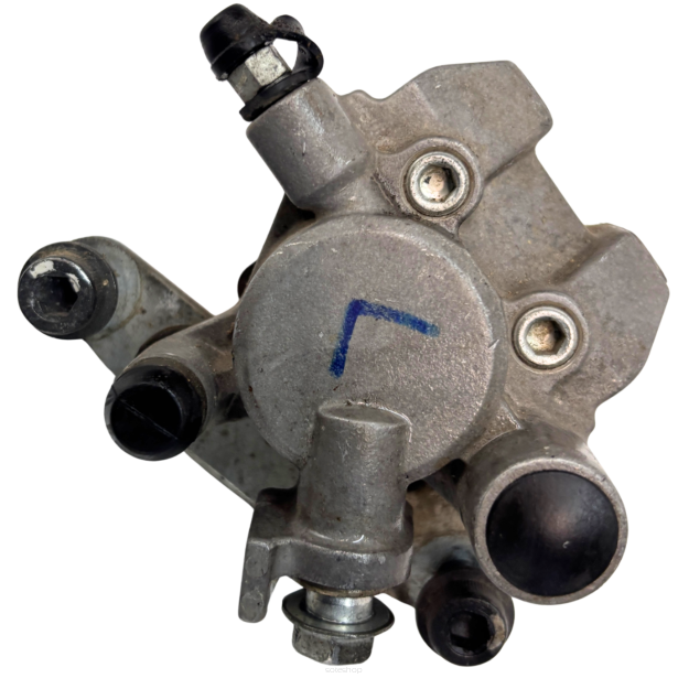 Zacisk hamulcowy lewy przód Suzuki