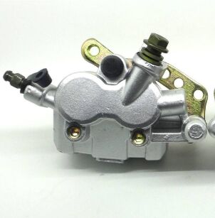 Zacisk hamulcowy przedni prawy Kawasaki Suzuki