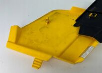 Lewy boczek plastik Can-Am - 11