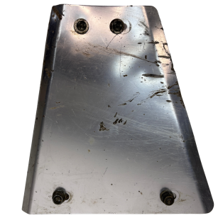 Osłona wahacza lewego Suzuki