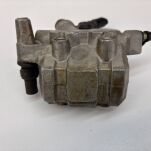 Lewy przedni zacisk Suzuki - 4