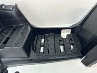 Stopień prawy Can-Am - 12