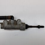 Tylna pompa hamulcowa Suzuki - 2