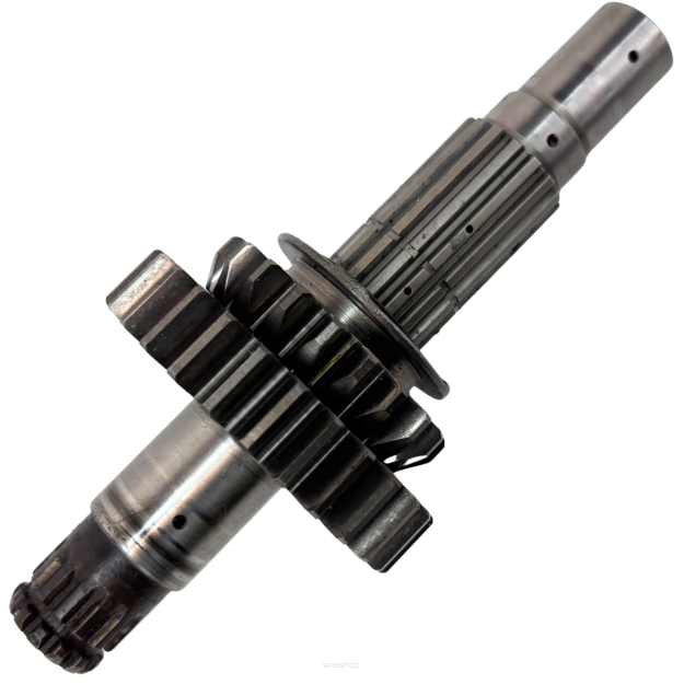 Wałek skrzyni biegów Suzuki