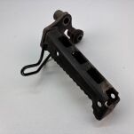 Prawy podnóżek Yamaha - 4