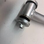 Wahacz przedni dolny prawy Suzuki - 3