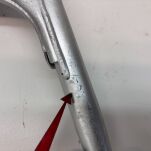 Wahacz przedni dolny lewy Suzuki - 9