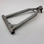 Wahacz przedni lewy górny Yamaha - 13