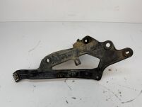 Wspornik Prawy Plastiku Przedniego Yamaha YFZ - 4